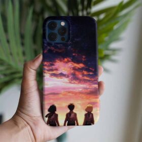 Attack On Titan Şafağa Karşı Tasarımlı Silikon Telefon Kılıfı