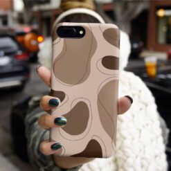 Kahverengi Temalı Şekiller Baskılı Silikon Telefon Kılıfı