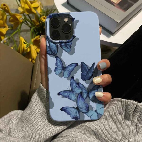 Mavi Uçuşan Kelebekler Baskılı Silikon Telefon Kılıfı