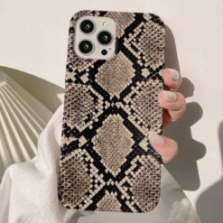 Kahve Rengi Detaylı Yılan Derisi Tasarımlı Silikon Telefon Kılıfı