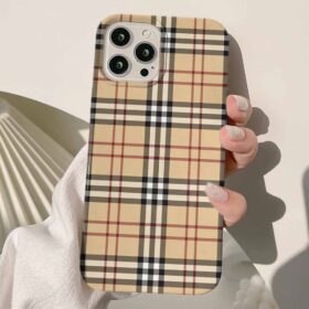 Klasik Bruberry Deseni Tasarımlı Silikon Telefon Kılıfı