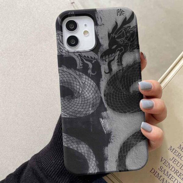 İyi Kötü Ejderha Tasarımlı Silikon Telefon Kılıfı