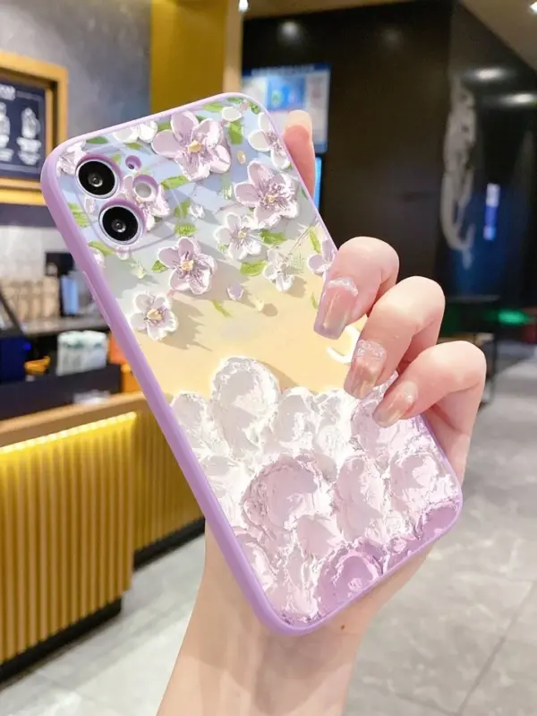 Lila Çiçek Ve Bulutlar Krem Renkli Silikon Telefon Kılıfı - Görsel 4