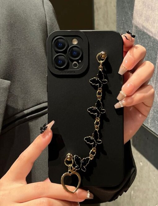 Siyah Renkli Bilek Geçmeli Zincirli Silikon Telefon Kılıfı