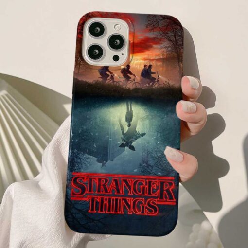 Stranger Things Tasarımlı Silikon Telefon Kılıfı