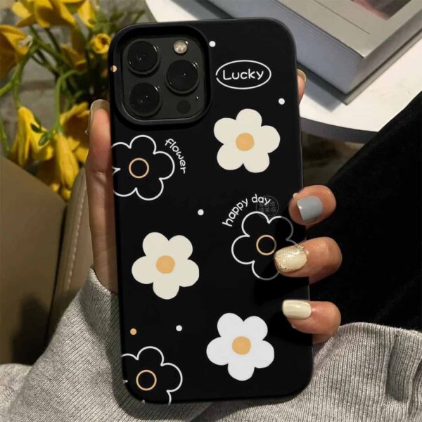Şanslı Çiçekler Tasarımlı Silikon Telefon Kılıfı