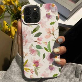 Suluboya Nar Çiçekleri Tasarımlı Silikon Telefon Kılıfı