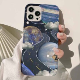 Gezegenler Kolaj Tasarımlı Silikon Telefon Kılıfı