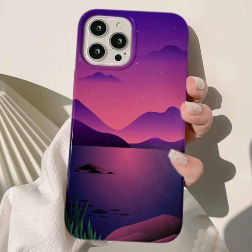 Mor Renk Geçişleri Tasarımlı Silikon Telefon Kılıfı