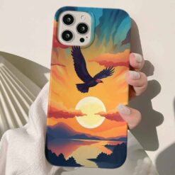 Gökyüzündeki Kartal Tasarımlı Silikon Telefon Kılıfı