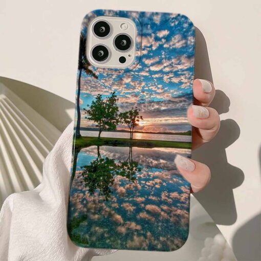 Ağaç Yansıması Tasarımlı Silikon Telefon Kılıfı