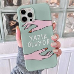 Yazık Oluyor Tasarımlı Silikon Telefon Kılıfı