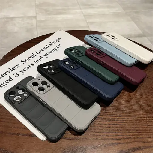 Optimum Çizgi Desenli Silikon Telefon Kılıfı