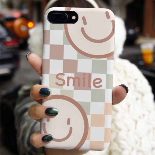 Renkli Damalı Smile Tasarımlı Silikon Telefon Kılıfı