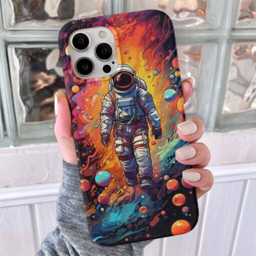 kaos Yürüyüşü Tasarımlı Silikon Telefon Kılıfı