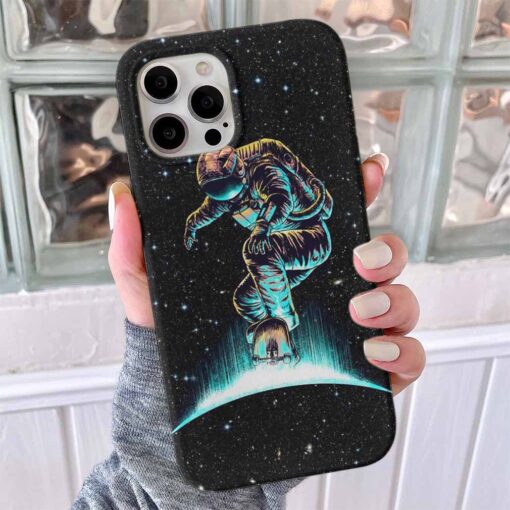 Uzayda Surf Tasarımlı Silikon Telefon Kılıfı