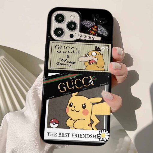 Gucci Pokemon Sticker Tasarımlı Silikon Telefon Kılıfı