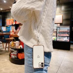 Boyun Askılı Zincirli Silikon Telefon Kılıfı