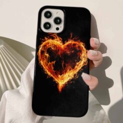 Kalp Şeklinde Alevler Tasarımlı Silikon Telefon Kılıfı