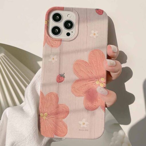 Pembe Çiçekler Ve Çilek Baskılı Renkli Silikon Telefon Kılıfı
