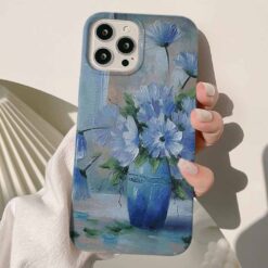 Vazodaki Mavi Çiçekler Baskılı Renkli Silikon Telefon Kılıfı