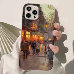 Sokak Lambasının Altında Yürüyen İnsanlar Baskılı Renkli Silikon Telefon Kılıfı